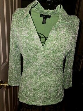 Pretty Summer Top Sz S. New.